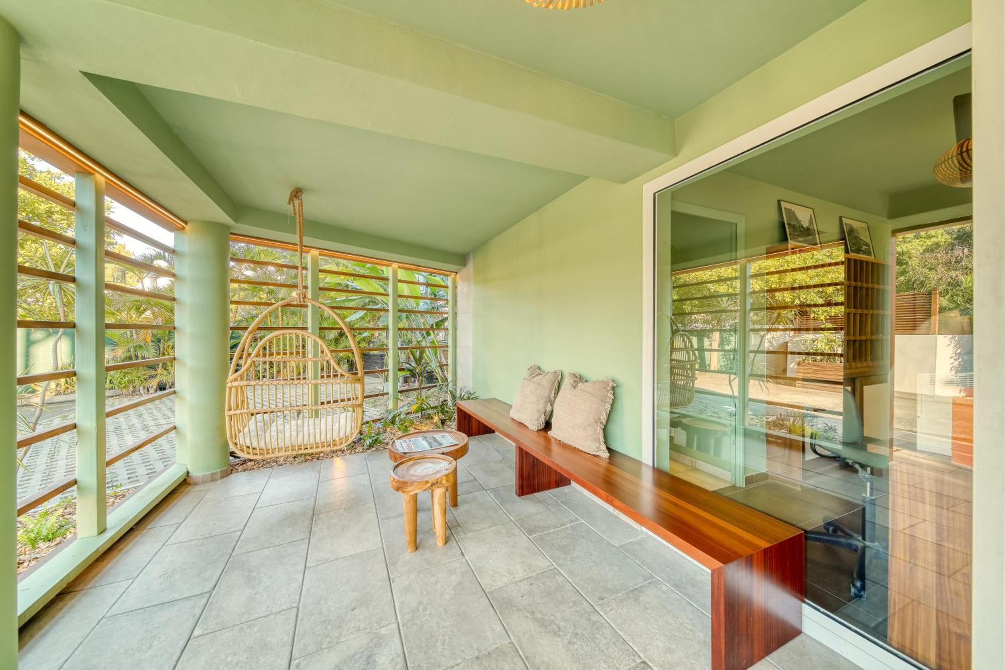 Residence Tropic Appart Hotel Saint-Gilles Les Bains Exterior photo