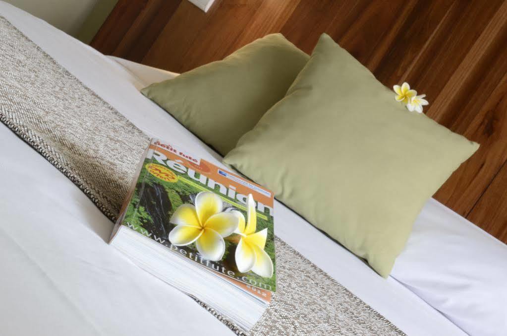 Residence Tropic Appart Hotel Saint-Gilles Les Bains Exterior photo