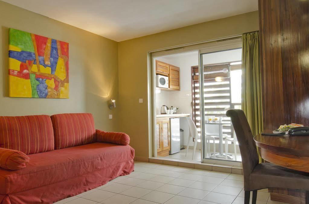 Residence Tropic Appart Hotel Saint-Gilles Les Bains Exterior photo